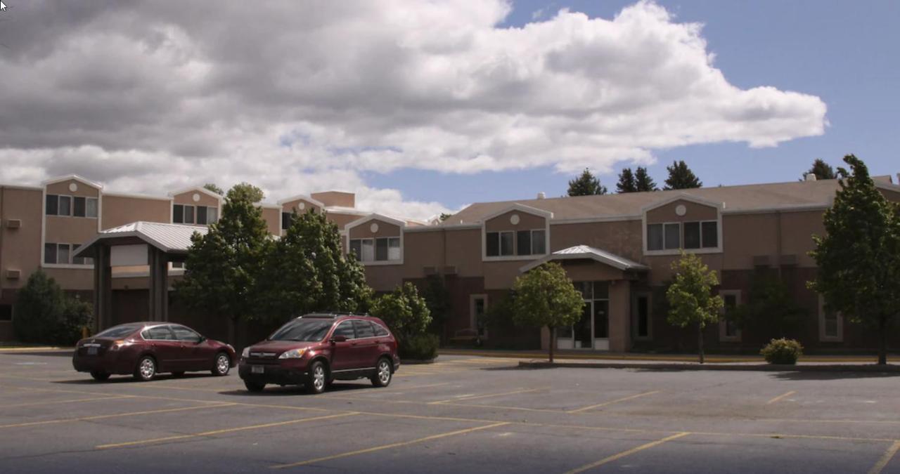 ליווינגסטון Yellowstonepark Inn&Suites מראה חיצוני תמונה
