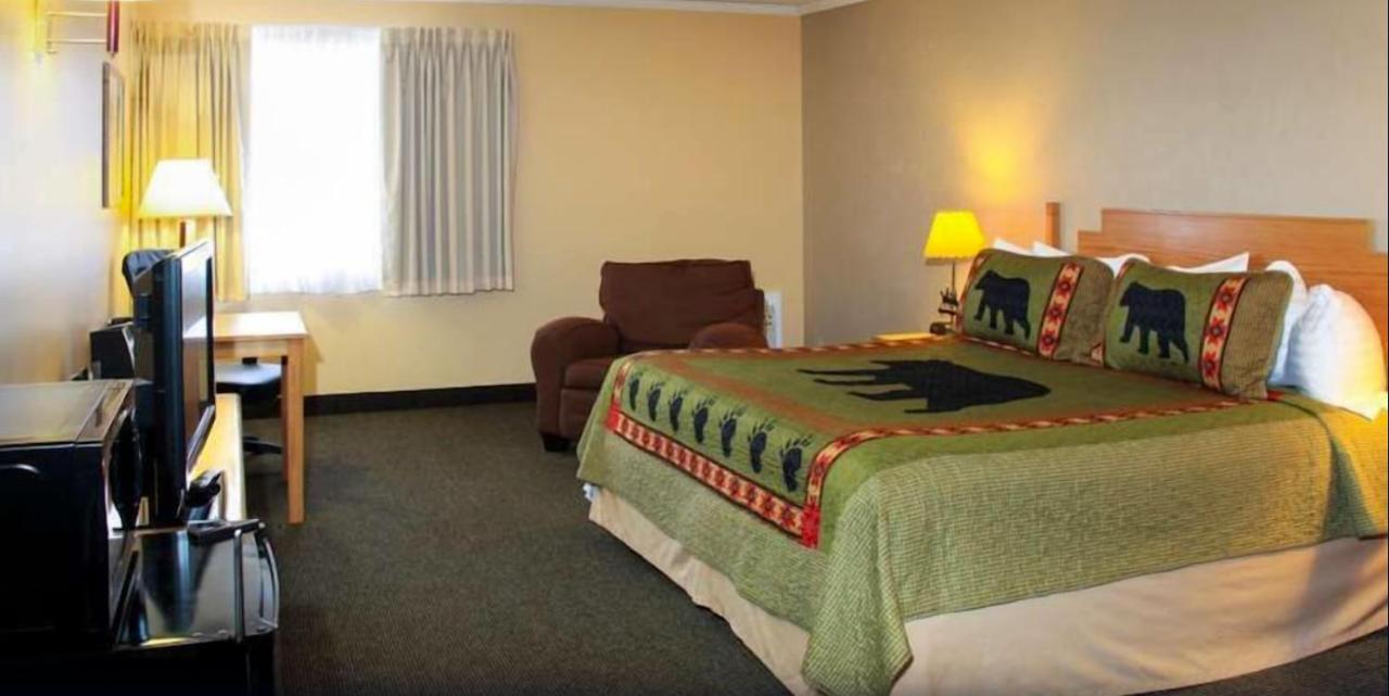 ליווינגסטון Yellowstonepark Inn&Suites מראה חיצוני תמונה